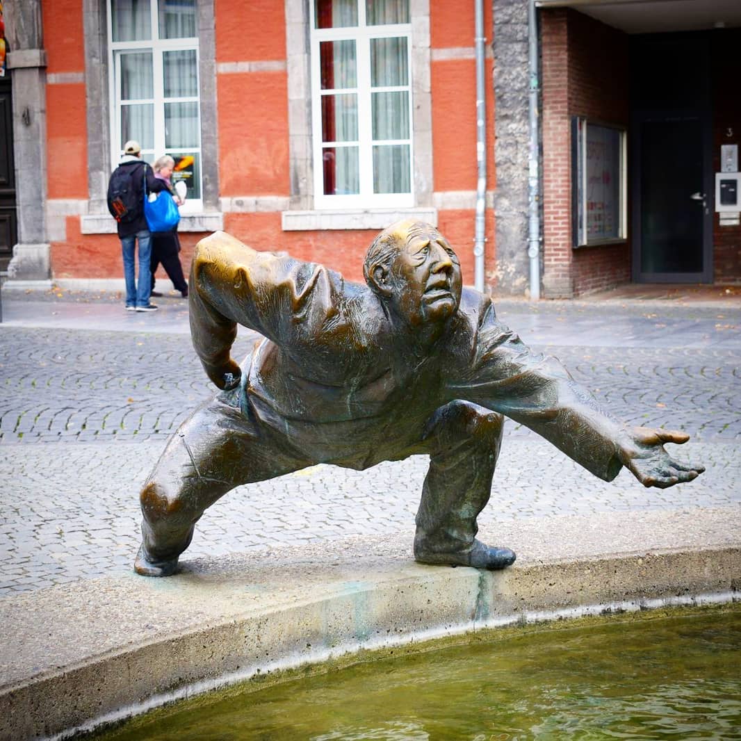 Aachen, Kreislauf des Geldes⠀