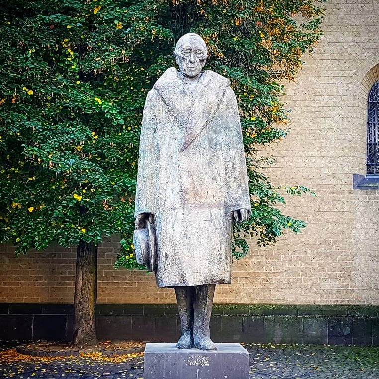 Конрад Аденауэр⠀